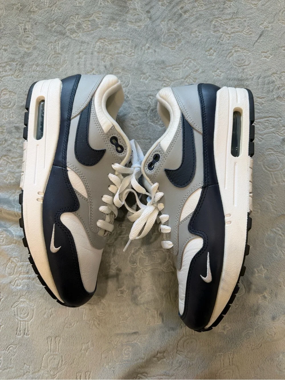Nike low top